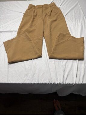 Abercrombie & Fitch Khaki Tailored Pants